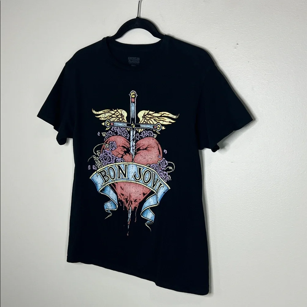 Bon Jovi Heart Dagger 100% Cotton Graphic Print Band Tee in black size Small - Picture 3 of 9